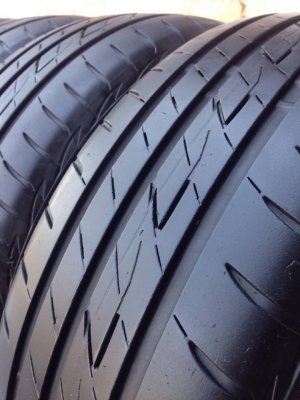 ยาง Bridgstone 215-60-16 ปี 15 รุ่น Ecopla ครบชุด 4 เส้น 4500  สภาพสวยๆไม่มีปะไม่บวมดอกยางเหลือเยอะวิ่งใด้อีกนานค่ะ