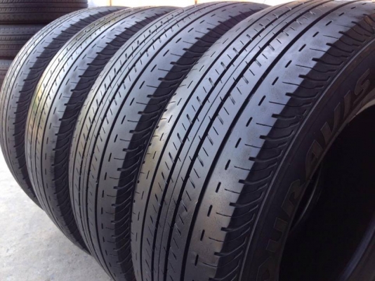 ยาง Bridgstone 215-70-15 ปี 15 ครบชุด 4 เส้น 4500  สภาพสวยๆดอกยางนิ่มๆไม่มีปะไม่บวมเอาไปวิ่งกันยาวๆราคาเบาๆค่ะ