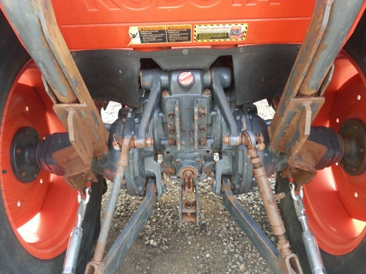 คูโบต้า L4708 4 WD พร้อมใบมีดตราช้าง ทำงาน 797 ชั่วโมงเล่มทะเบียนพร้อม ปี 2556