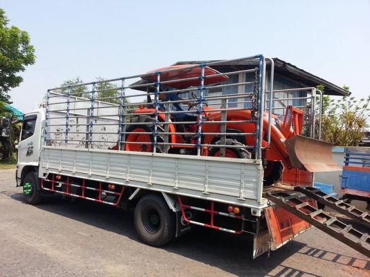 คูโบต้า L4708 4 WD พร้อมใบมีดตราช้าง ทำงาน 797 ชั่วโมงเล่มทะเบียนพร้อม ปี 2556