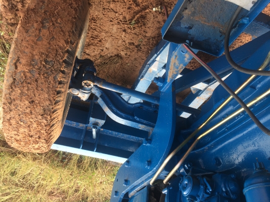 รถไถฟอร์ด6600 สภาพพร้อมใช้ราคาเบาๆ