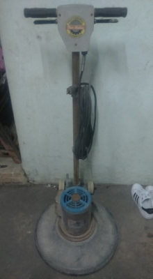 เครื่องขัดพื้นมือสองพร้อมใช้ 20 นิ้ว ขาย 5,500 บาท 0835662999 LineID:hs4trp ส่งได้ทั่วประเทศ