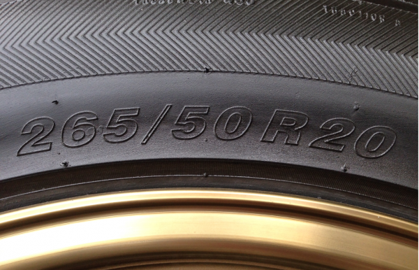 ล้อ Volk TE37 ขอบ 20 พร้อมยาง 265 50 20 กลางปี14 ราคาไม่แพง