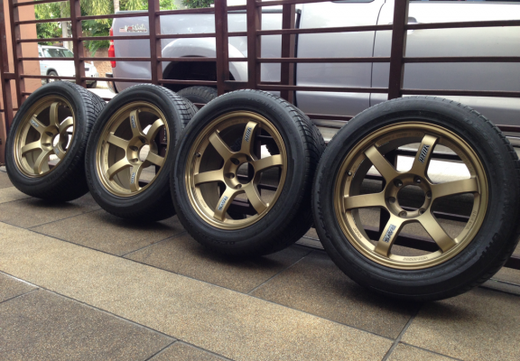 ล้อ Volk TE37 ขอบ 20 พร้อมยาง 265 50 20 กลางปี14 ราคาไม่แพง