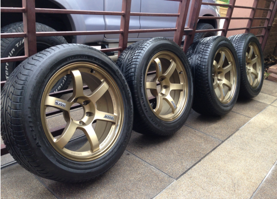 ล้อ Volk TE37 ขอบ 20 พร้อมยาง 265 50 20 กลางปี14 ราคาไม่แพง