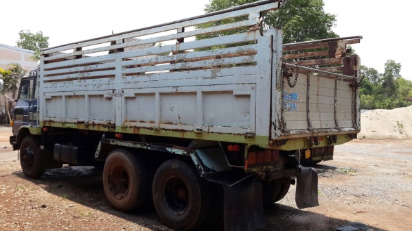 ขายด่วน 10.ล้อ HINO KT925 เครื่อง HO7D 195แรง เพลาเดียวดั้ม เบรคทริฟฟี่ พ่วงมาลัยเพาเวอร์ สภาพพร้อมใช้งาน  เอกสารเล่มทะเบียน