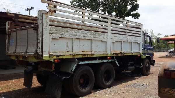 ขายด่วน 10.ล้อ HINO KT925 เครื่อง HO7D 195แรง เพลาเดียวดั้ม เบรคทริฟฟี่ พ่วงมาลัยเพาเวอร์ สภาพพร้อมใช้งาน  เอกสารเล่มทะเบียน