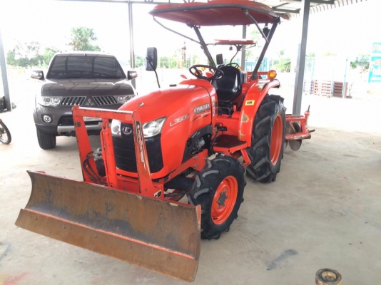 ขาย L3608 รถปี 56 สภาพพร้อมใช้งาน รถ 932 ชั่วโมง รับประกันรถเดิมไม่เคยทำสีไม่มีรอยรั่วแม้แต่ที่เดียว ราคา 298000 สนใจ 084-5486359 สุชาติ ขาย L3608 รถปี 56 สภาพพร้อมใช้งาน รถ 932 ชั่วโมง รับประกันรถเดิมไม่เคยทำสีไม่มีรอยรั่วแม้แต่ที่เดียว ราคา 298000 สนใจ 084-5486359 สุชาติ