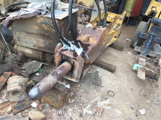 ขายหัวกระแทกหินของ200...ยี่ห้อRhino ขอดีมากๆพร้อมใช้