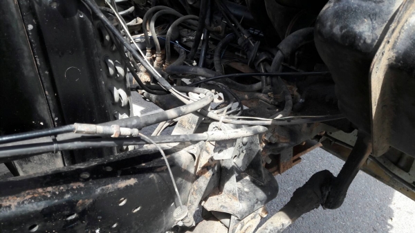 6ล้อกะบะรั้ว115แรง isuzu NKR58LU5M-7107373ปี2538 เครื่อง4BD1...