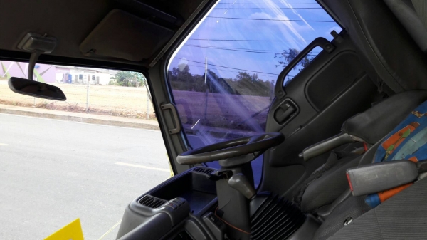 6ล้อกะบะรั้ว115แรง isuzu NKR58LU5M-7107373ปี2538 เครื่อง4BD1...