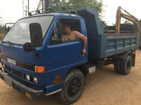 6ลัอดั้ม115แรง..สวย..สภาพดีisuzu NPR59LK-7102990 ปี2537...