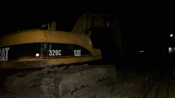 ขายรถแบคโฮ CAT 320 C เอกสารอินวอย ราคา 1350000