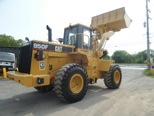 ขายรถตักล้อยาง CAT 950 F ราคา 1850000