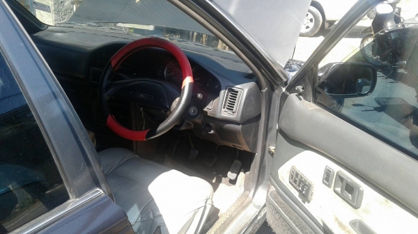 ขายรถเก๋ง TOYOTA 1600 CC เกียร์ธรรมดา ทะเบียนพร้อม แอร์ กระจกไฟฟ้า ราคา 32000