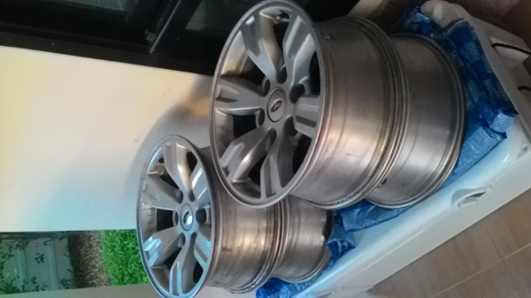 ล้อ ford  ranger