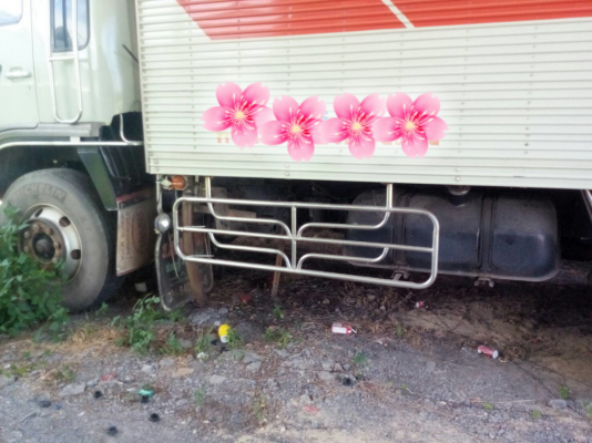 ขายรถบรรทุก 10 ล้อห้องเย็นตู้เปียก HINO FL3H 195 แรงม้าตู้ยาว 6.80 เมตร ราคา 750000