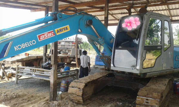 ขายรถแบคโฮ KOBELCO SK120-Vsuper ราคา 750000