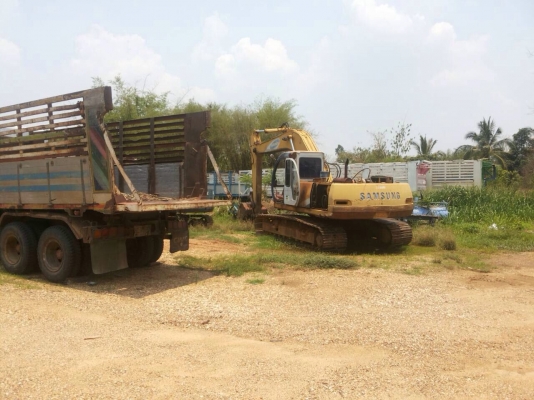 ขายสิบล้อ2เพลา เครื่องEK100. 260แรง ไม่มีทะเบียนรถเครื่องดีใช้ได้ครับ ขายสิบล้อ2เพลา เครื่องEK100. 260แรง ไม่มีทะเบียนรถเครื่องดีใช้ได้ครับ