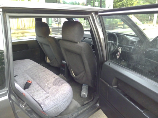 volvo940ปี91 รถเดิมทั้งคัน สีบางๆทั้งคัน ไม่มีผุ แอร์เย็น ขับทางไกลสบาย