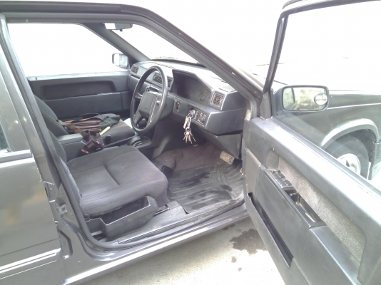 volvo940ปี91 รถเดิมทั้งคัน สีบางๆทั้งคัน ไม่มีผุ แอร์เย็น ขับทางไกลสบาย