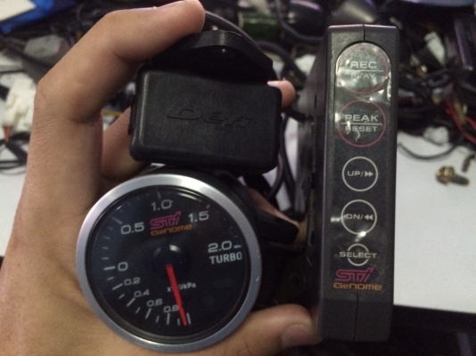 เกจวัด Defi Sti Genome  กล่อง Control  Vaccam ครบๆ สภาพสวย ปลั๊กตรงรุ่นซูบารุ หรือใส่รุ่นเบนซิลได้ทุกรุ่น Made in Japan มือ2 ญี่ปุ่น