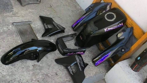 ลดราคา!!ชุดสีแท้ทำสี ลายวิคเตอร์93 ลดราคา!!ชุดสีแท้ทำสี ลายวิคเตอร์93