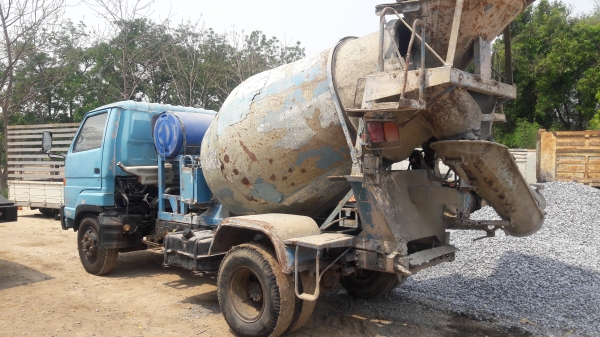 ISUZU NRR โม่ปูน 2.5 Q ทะเบียนพร้อม เครื่อง 6BG-175 ทิฟฟี่ แอร์เย็น รถใช้งานอยู่ ISUZU NRR โม่ปูน 2.5 Q ทะเบียนพร้อม เครื่อง 6BG-175 ทิฟฟี่ แอร์เย็น รถใช้งานอยู่