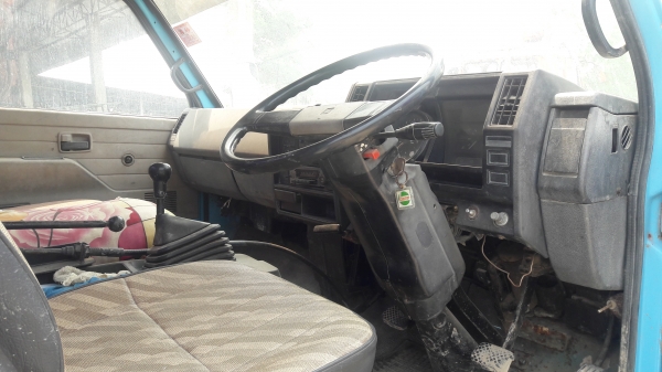 ISUZU NRR โม่ปูน 2.5 Q ทะเบียนพร้อม เครื่อง 6BG-175 ทิฟฟี่ แอร์เย็น รถใช้งานอยู่ ISUZU NRR โม่ปูน 2.5 Q ทะเบียนพร้อม เครื่อง 6BG-175 ทิฟฟี่ แอร์เย็น รถใช้งานอยู่