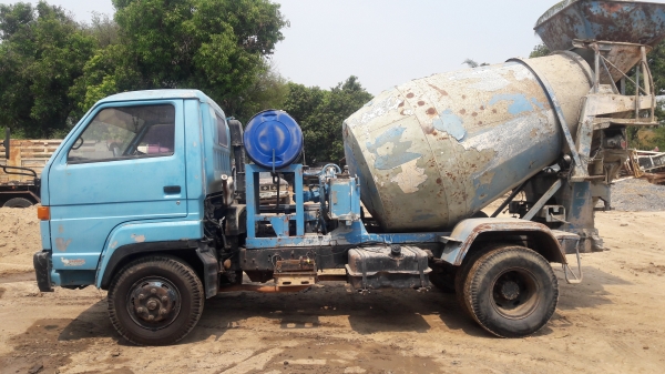 ISUZU NRR โม่ปูน 2.5 Q ทะเบียนพร้อม เครื่อง 6BG-175 ทิฟฟี่ แอร์เย็น รถใช้งานอยู่ ISUZU NRR โม่ปูน 2.5 Q ทะเบียนพร้อม เครื่อง 6BG-175 ทิฟฟี่ แอร์เย็น รถใช้งานอยู่