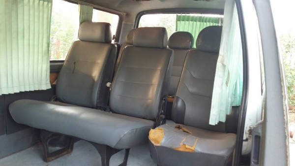 รถตู้ รถบ้านแท้ๆ เครื่องดีเซล 2L พร้อมใช้งาน