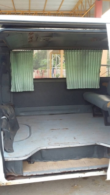 รถตู้ รถบ้านแท้ๆ เครื่องดีเซล 2L พร้อมใช้งาน