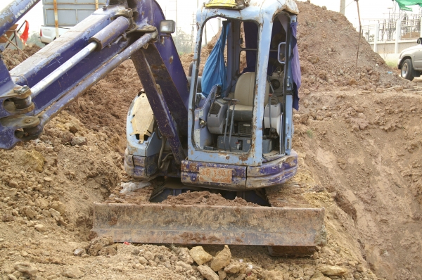 ขายรถขุดโคมัสสุpc50uu-2โทร-0876926330