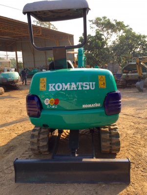 KOMATSU  20-7 ขนาดPC-20 รถเก่านอกแท้มีเอกสารพร้อม ☎️สนใจติดต่อ 085-5632278 (ราคาต่อรองได้)