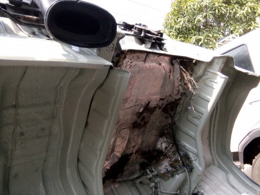 ขายรถหกล้อ ราคาถูก ติดต่อ 0810371003 ขายรถหกล้อ ราคาถูก ติดต่อ 0810371003