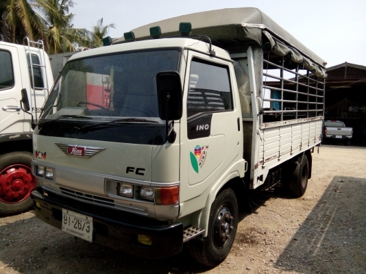 ขายรถหกล้อ ราคาถูก ติดต่อ 0810371003