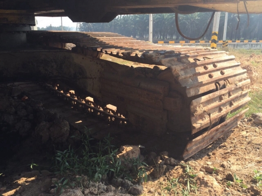 ขายแบคโฮ KOBELCO 200 /// ตามสภาพ พร้อมใช้งาน สนใจโทร 081-970-1072