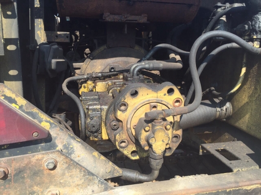 ขายแบคโฮ KOBELCO 200 /// ตามสภาพ พร้อมใช้งาน สนใจโทร 081-970-1072