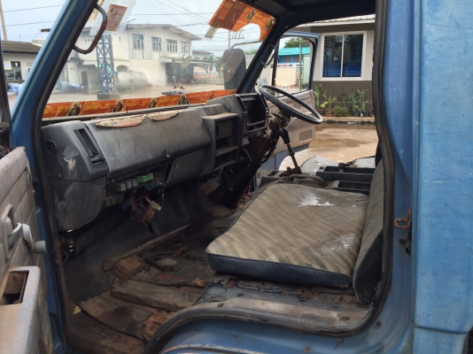 ขายรถบรรทุกisuzu 6ล้อ(ตู้เปียก)พร้อมโอน+ใช้งาน ขายรถบรรทุกisuzu 6ล้อ(ตู้เปียก)พร้อมโอน+ใช้งาน