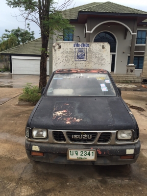ขายรถกระบะIsuzuหัวเดี่ยว+ตู้เปียก