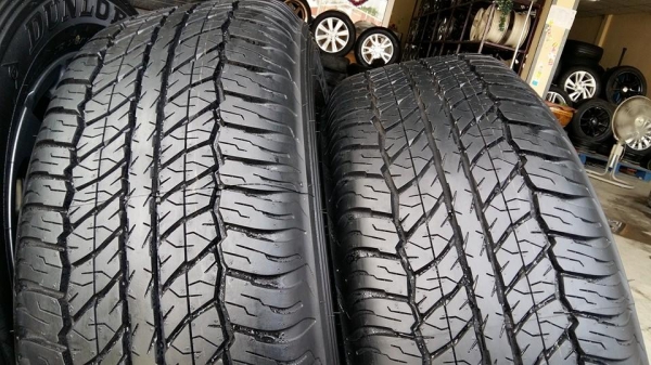 ขายล้อแม็กป้ายแดง new pajero 18" ยางปี16 สนใจติดต่อ ตาเล็ก ล้อและยางครับ 081-3747940