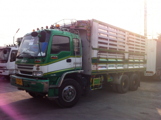 ISUZU แม่+ลูก 320แรงม้า ปี51 ลูก3เพลาสหะกิจ ปี51