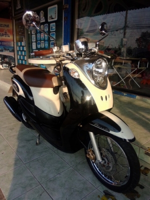 Fino ลายคลาสสิค เกย์แยก สีขาว-ดำ เครื่องดี แต่งภายนอก ราคาถูก