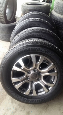 ขายล้อแม็กป้ายแดง ranger 18" ยางปี16 สนใจติดต่อ ตาเล็ก ล้อและยางครับ 081-3747940