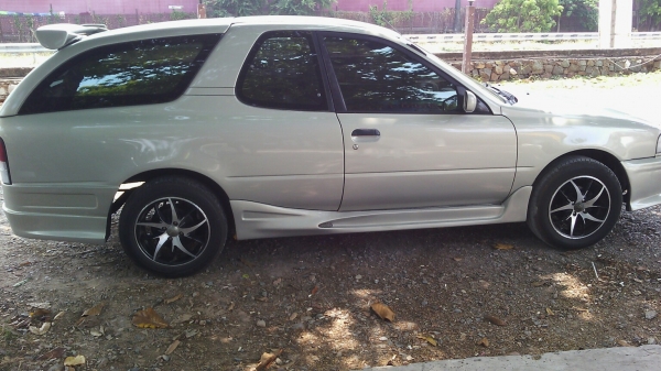 นิสสัน NV 1.6 ปี 2001