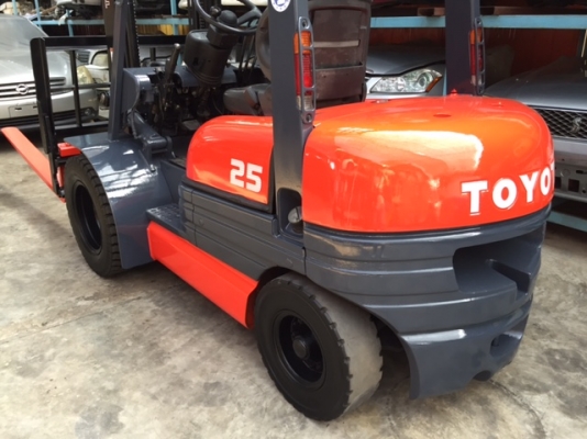 ขายรถโฟลคลิฟท์ TOYOTA 6FD25 ,เครื่องยนต์ดีเซล 2Z ,เสายกสูง 4.0 เมตร ,งาปรับเท-หง่ำหงอยได้ , ล้อหน้าคู่ , รถนำเข้าจากญี่ปุ่น 100\% ขายรถโฟลคลิฟท์ TOYOTA 6FD25 ,เครื่องยนต์ดีเซล 2Z ,เสายกสูง 4.0 เมตร ,งาปรับเท-หง่ำหงอยได้ , ล้อหน้าคู่ , รถนำเข้าจากญี่ปุ่น 100\%