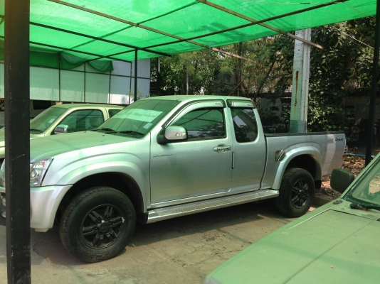 isuzu d-D-max hi-lander space cap2.5ปี50