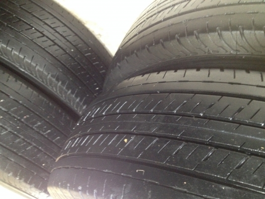 ขายล้อแม็กเดิม Vigo 15 6 รู พร้อมยางบริดโตน