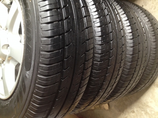 ขายล้อแม็ก dmax พร้อมยางขอบ 15