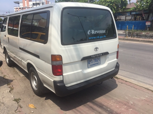 TOYOTA HIACE ปี 2001   มือ เดียว ห้าง สวยเดิม วิ่ง 8 หมื่น